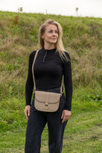 Afbeelding in Gallery-weergave laden, DSTRCT Floater Field Schoudertas Kleptas Ring taupe 512830.25