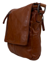 Afbeelding in Gallery-weergave laden, DSTRCT Schoudertas Kleptas HARRINGTON ROAD cognac