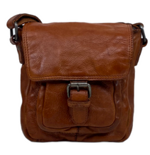 Afbeelding in Gallery-weergave laden, DSTRCT Schoudertas HARRINGTON ROAD cognac