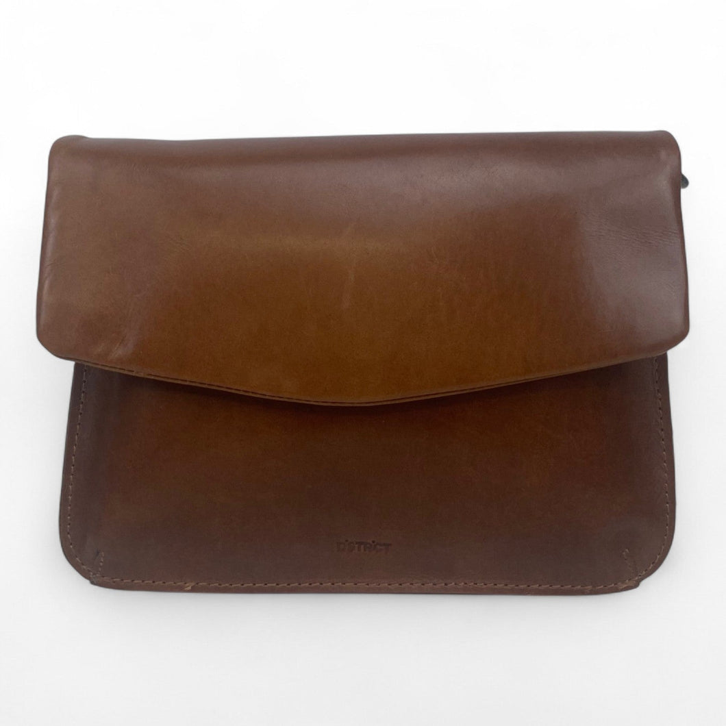 DSTRCT Alba Chique Clutch Cognac