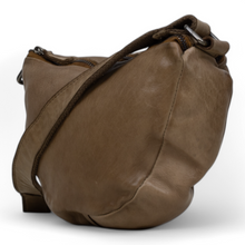 Afbeelding in Gallery-weergave laden, DSTRCT Harrington Road  Half Moonbag Taupe 351930.40
