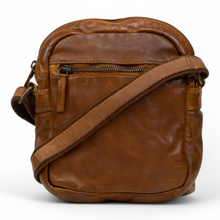 Afbeelding in Gallery-weergave laden, DSTRCT Harrington Road Crossover Cognac 357830.30
