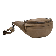 Afbeelding in Gallery-weergave laden, DSTRCT Crossbody HARRINGTON ROAD Taupe 358830.40
