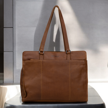 Afbeelding in Gallery-weergave laden, DSTRCT Exclusive Lederen werktas laptoptas 15,6 inch cognac
