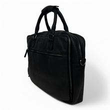 Afbeelding in Gallery-weergave laden, DSTRCT Preston Park Laptoptas 17 inch Black 388430.10
