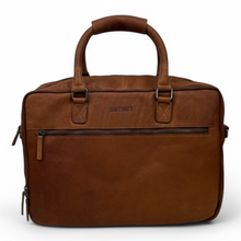 Afbeelding in Gallery-weergave laden, DSTRCT Preston Park Laptoptas 17 inch Cognac 388430.30

