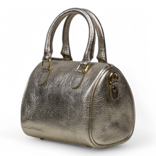 Afbeelding in Gallery-weergave laden, DSTRCT Floater Field Bowlingbag Gold 513330.00
