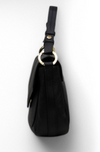 Afbeelding in Gallery-weergave laden, DSTRCT Floater Field Crossover Klep Black 513530.10
