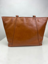 Afbeelding in Gallery-weergave laden, DSTRCT Alba Chique Laptopbag 15.6 inch Cognac
