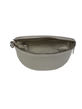Afbeelding in Gallery-weergave laden, DSTRCT Floater Field Schoudertas Clutch Two Straps Beige
